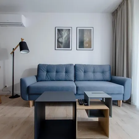 Szafirowy By Major Domus Club